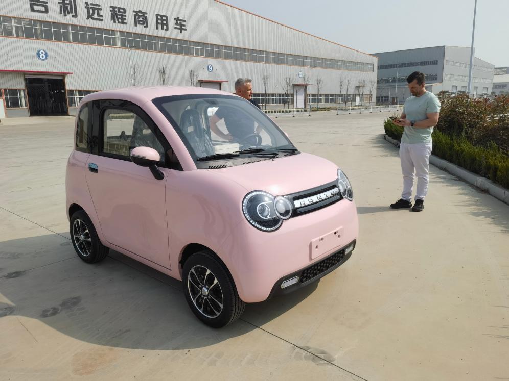 Hoge kwaliteit krijgt erkenning en lof nadat Europese klanten met BTE09 rijden