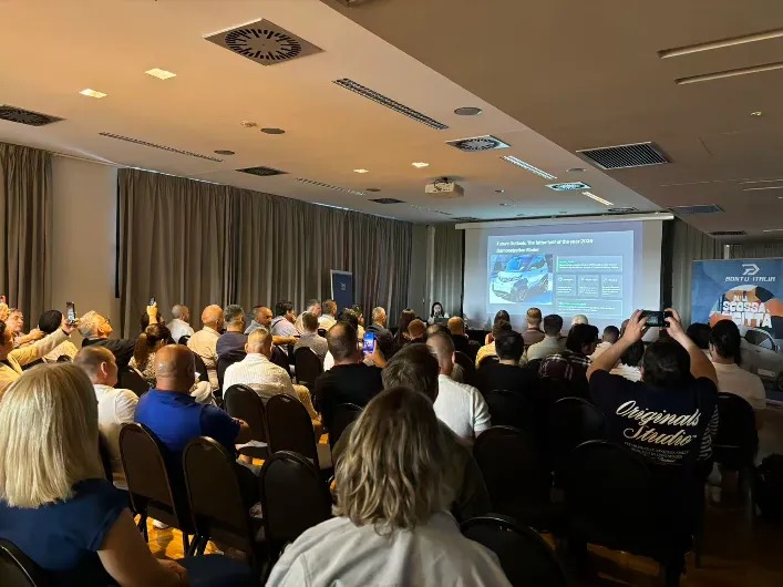 BONTU Nieuwe productlanceringsconferentie met succes gehouden in Milaan, Italië